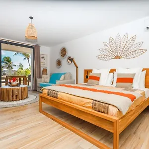Apartment Luxury 6 Alamanda, Orient Bay